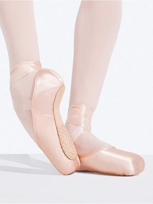 Ava Pointe Shoe 1142W